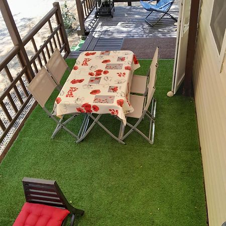 Mobil Home Dans Camping 3 Etoiles Mas De Lastourg Avec Piscine,Snack, 孔夫朗自由城 外观 照片